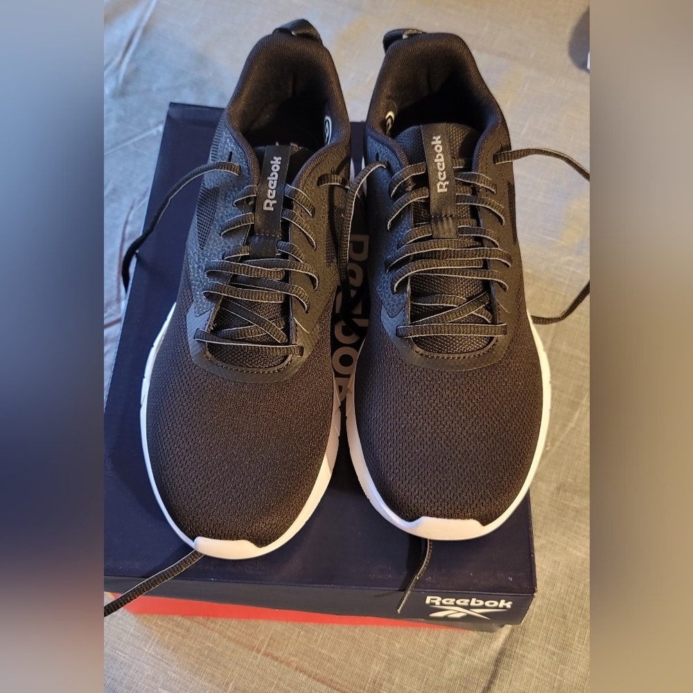 Men Reebok Endless Road 3 Running Shoes Size 9.5